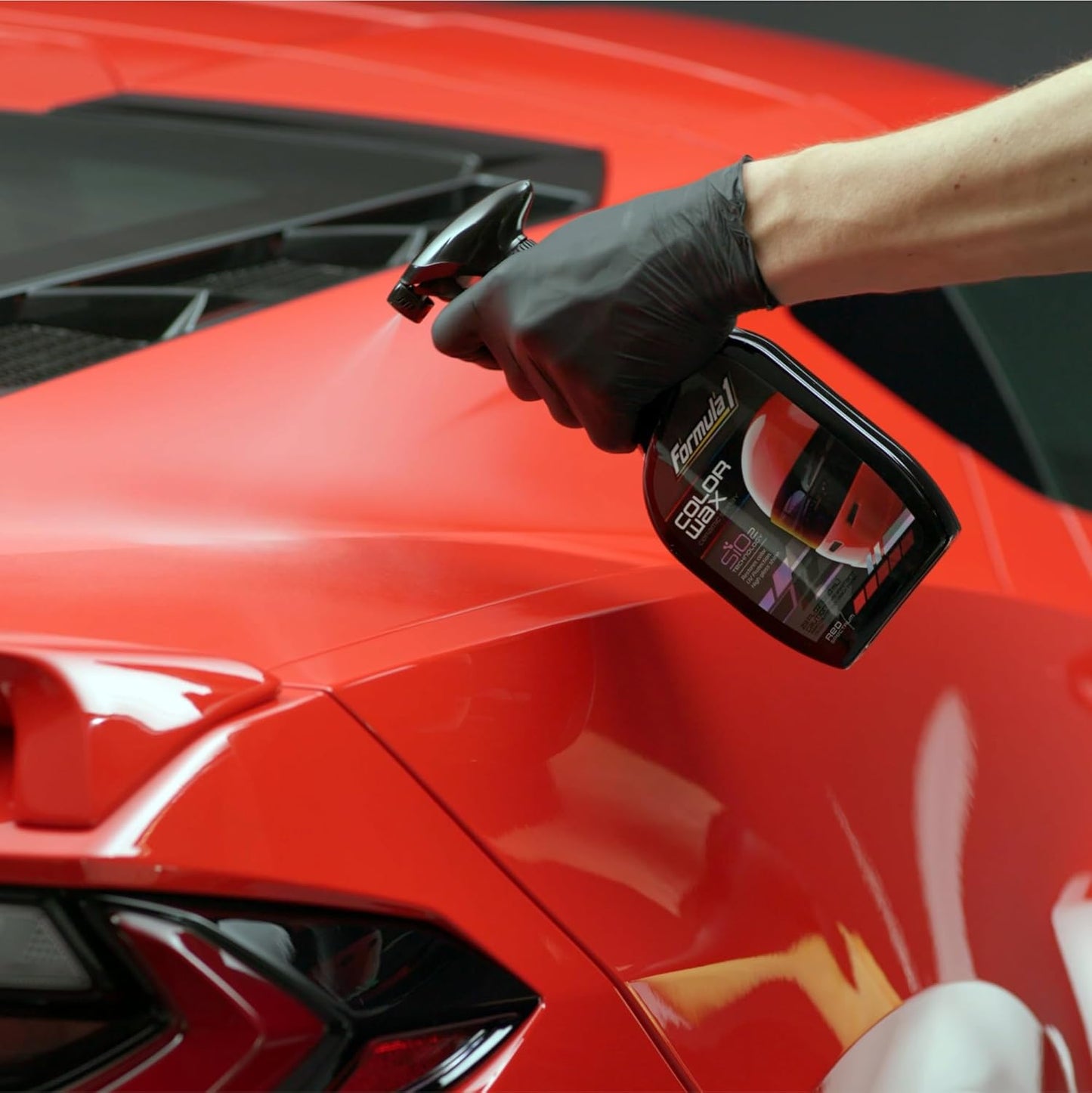 Formula 1 Ceramic Color Spray Wax for Red Cars – 680 ml | Enhances Red Paint Shine & Protection